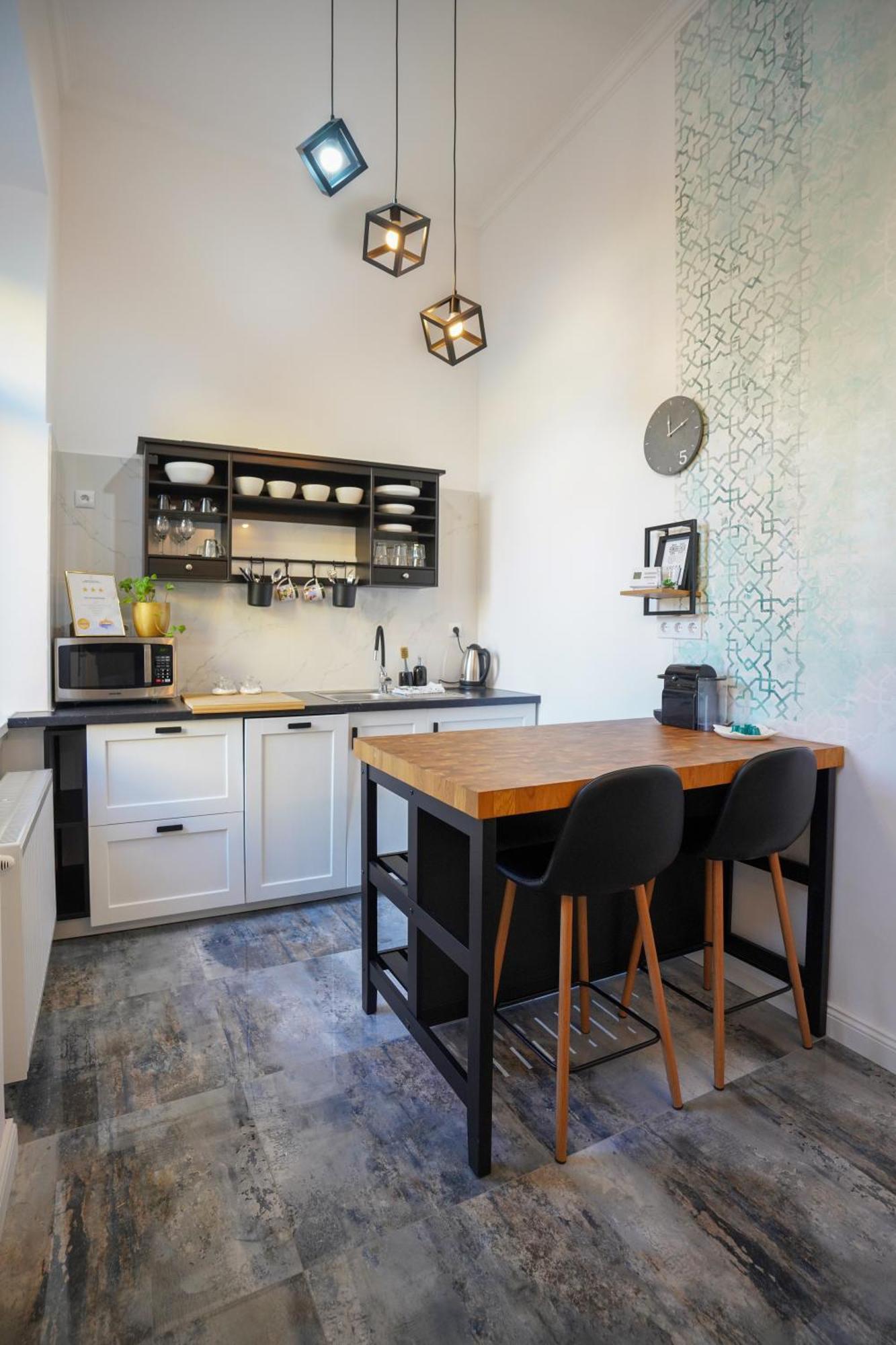 Decor Apartman Егер Екстериор снимка