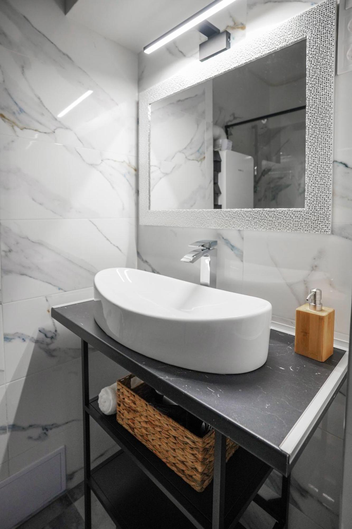 Decor Apartman Егер Екстериор снимка